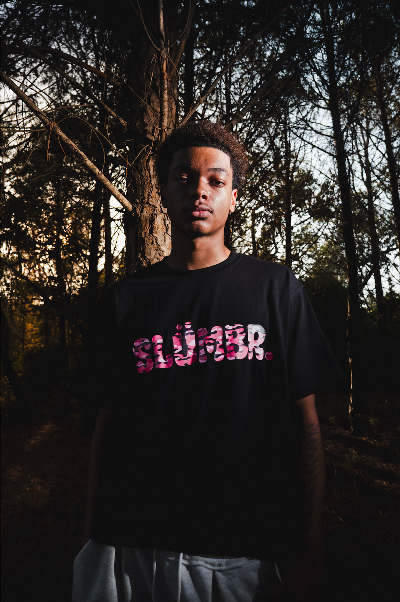 Noir camo rose